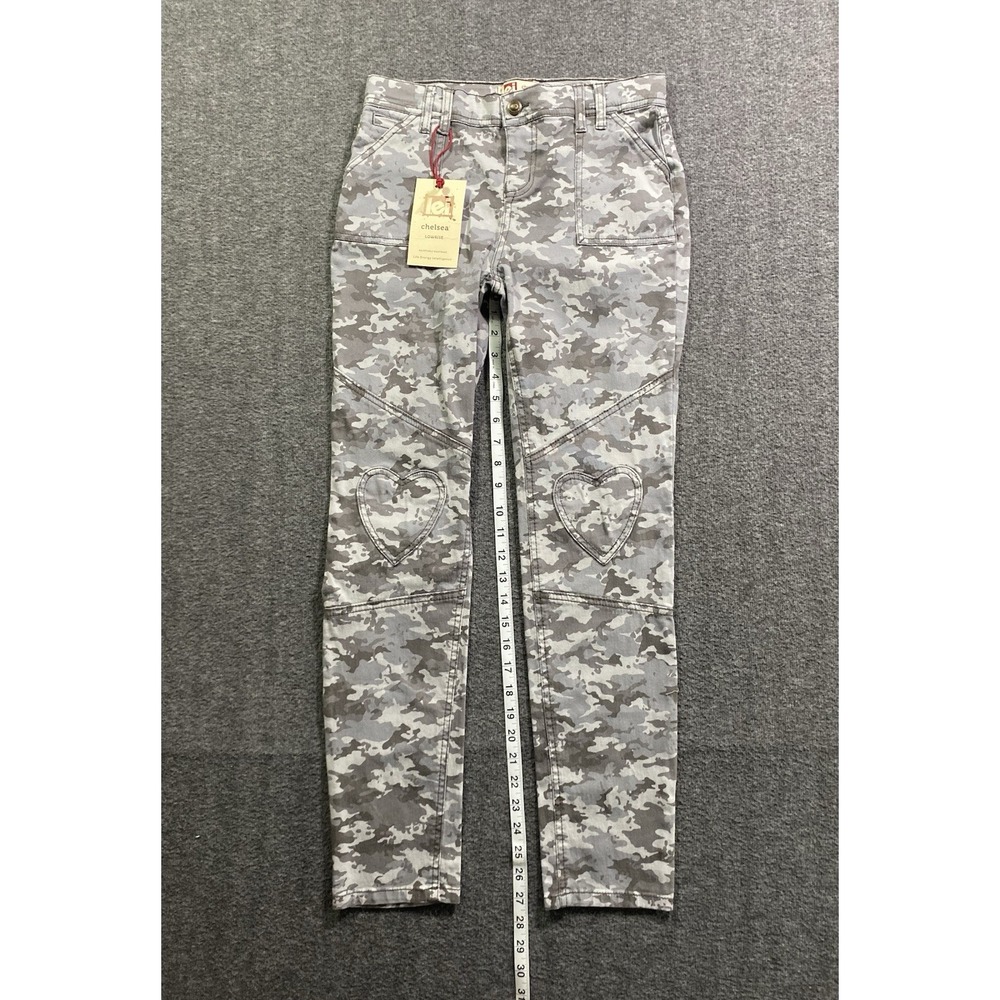 LEI Chelsea Low rise Camo Print Jeans Junior Regular Straight Size 16R NWT - Picture 4 of 11